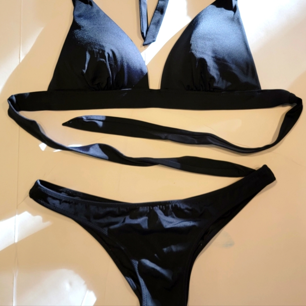 Victoria's Secret Black Itsy Bikini Medium Triangle Halter